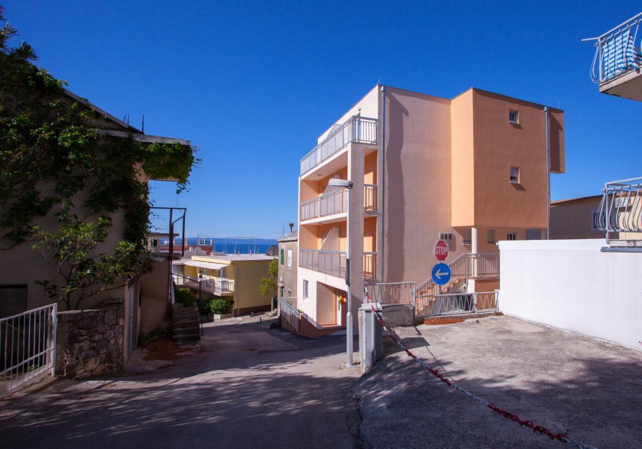 Apartments Mia 4&5 Baska Voda Exterior photo